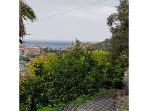 Charming Villa in Ventimiglia With Barbecue Area