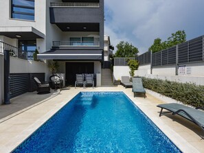 Villa | Piscine | Piscine couverte, piscine extérieure