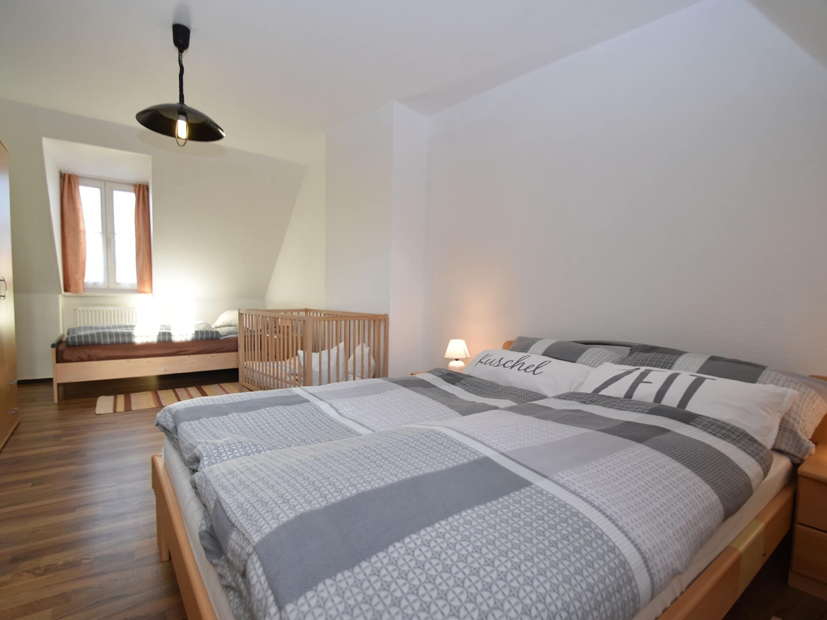 Apartment | 1 bedroom, iron/ironing board, bed sheets