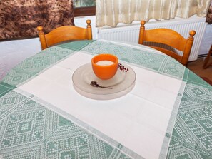 Dining - Restful Apartment in Istiaia With Patio (Istiaia-Aidipsos)