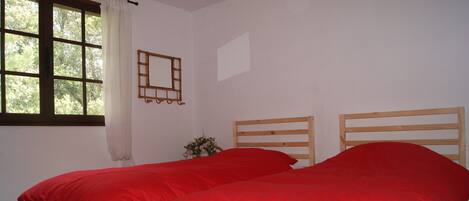 Maison | 3 chambres, ameublement personnalisé, draps fournis