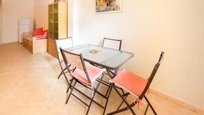 Balcony - Homely Apartment in Palermo With Patio (Palermo)