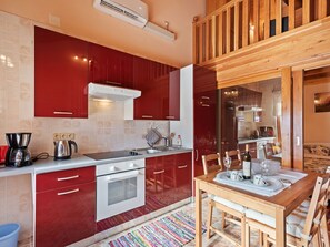 House | Private kitchen