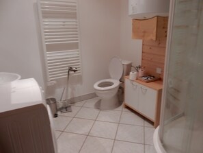 Chalet | Bathroom - Chalet in La Hoube Near Rocher du Dabo (Dabo)