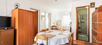 Plush Apartment in Ližnjan Near Bijeca Beach With Balcony