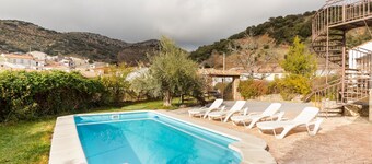 Outstanding Paradise Surrounded by Nature