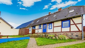 Exterior - Snug Apartment in Trams With Terrace (Jesendorf)