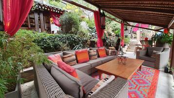 Villa | Balcony