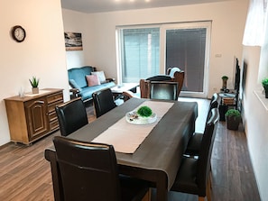 Living room - Cozy Holiday Home in Rumburk near Forest (Rumburk)
