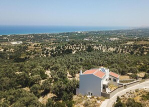 House | View from property - Splendid Holiday Home With Swimming Pool (Rethymno)