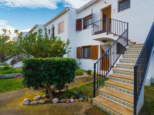 Retro Holiday Home in Alcocéber With Swimming Pool