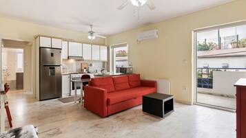 Apartment | Dining