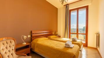 Apartment | 1 bedroom, individually furnished, bed sheets