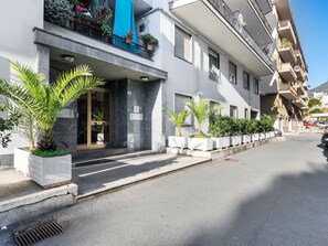 Exterior - Cutesy Holiday Home in Sanremo With Balcony (Sanremo)