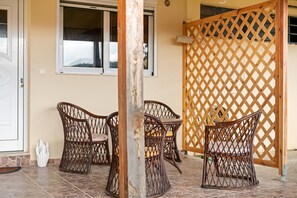Balcony - Welcoming Apartment in Venerato With Garden (Heraklion)