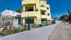 Unclassified image, 3 of 23, button - Comfortable Holiday Home in Pirovac With Garden (Pirovac)