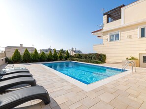 Villa | Pool