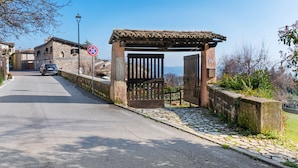 Reception - Rustic Holiday Home in Gargnano With Garden (Gargnano)