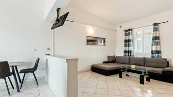 Apartment | Living area
