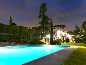 Unclassified image, 2 of 18, button - Vintage Apartment in Certaldo With Swimming Pool (Certaldo)