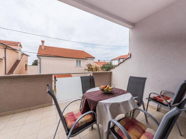 House | Balcony