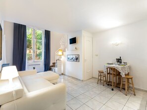 Apartment | Living room - Elegant Apartment in Sanremo (Sanremo)