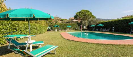 Apartment | Pool | Outdoor pool