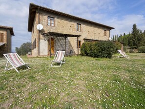 Exterior - Traditional Farmhouse in Montespertoli With Swimming Pool (Montespertoli)
