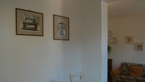 Dining - Quaint Apartment in Certaldo With Swimming Pool (Certaldo)