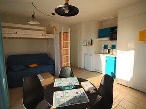 Apartment | Exterior - Cosy Apartment in Prayssac With Swimming Pool (Prayssac)