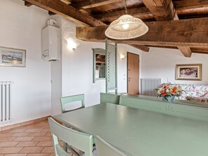 Dining - Vintage Holiday Home in Gargnano With Garden (Gargnano)