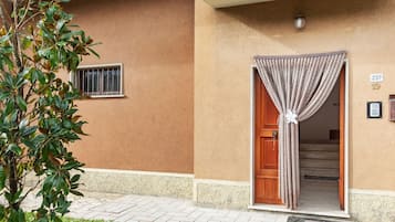 Apartment | Exterior