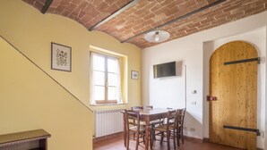 Unclassified image, 3 of 30, button - Quaint Farmhouse in Montespertoli With Swimming Pool (Montespertoli)