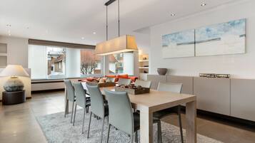 House | Private kitchen | Fridge, microwave, oven, dishwasher