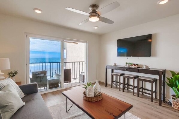 TV, offices - Tyson Park House #A - Oceanfront Studio (Oceanside)