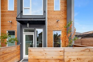 Property grounds - Best Seattle Georgetown House (Seattle)