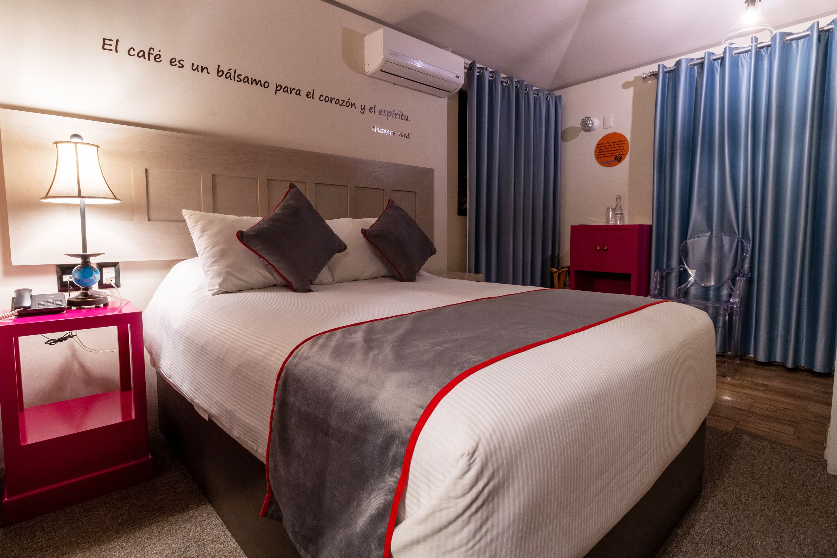 standard room | premium bedding, desk, soundproofing, iron/ironing board