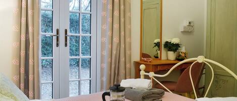 2 chambres, Wi-Fi gratuit, draps fournis