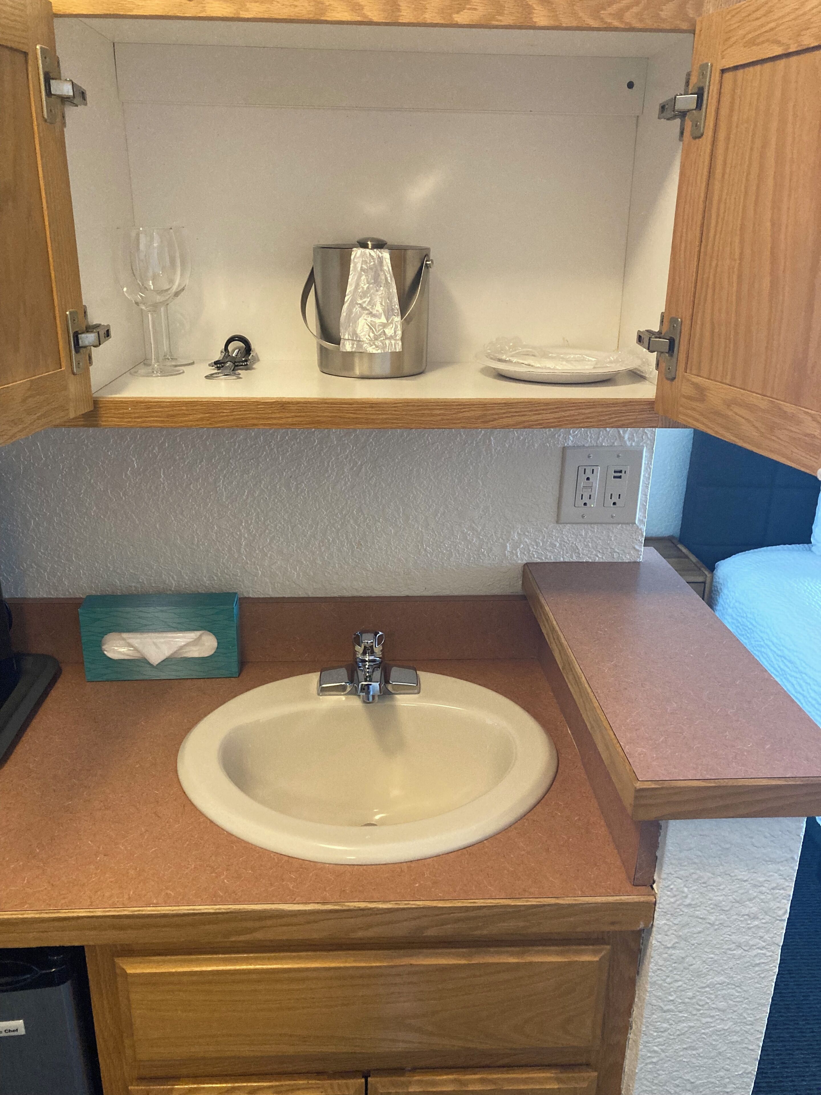 signature room, 1 king bed, lake view | 1 bedroom, desk, laptop workspace, blackout curtains