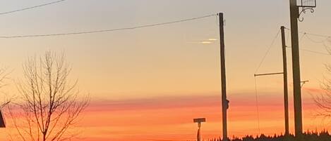 Premium bedding, desk, laptop workspace, free WiFi