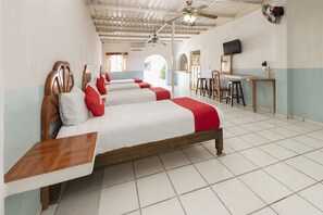 Bungalow Superior | Meja kerja, Wi-Fi gratis, dan seprai linen