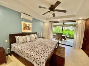 2 bedrooms, in-room safe, desk, iron/ironing board