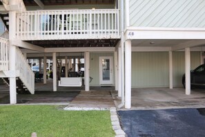 Condo, 2 Bedrooms | Exterior
