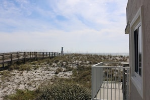 Condo, 3 Bedrooms | Property grounds