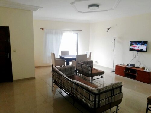 1 Bedroom Unit in Abidjan