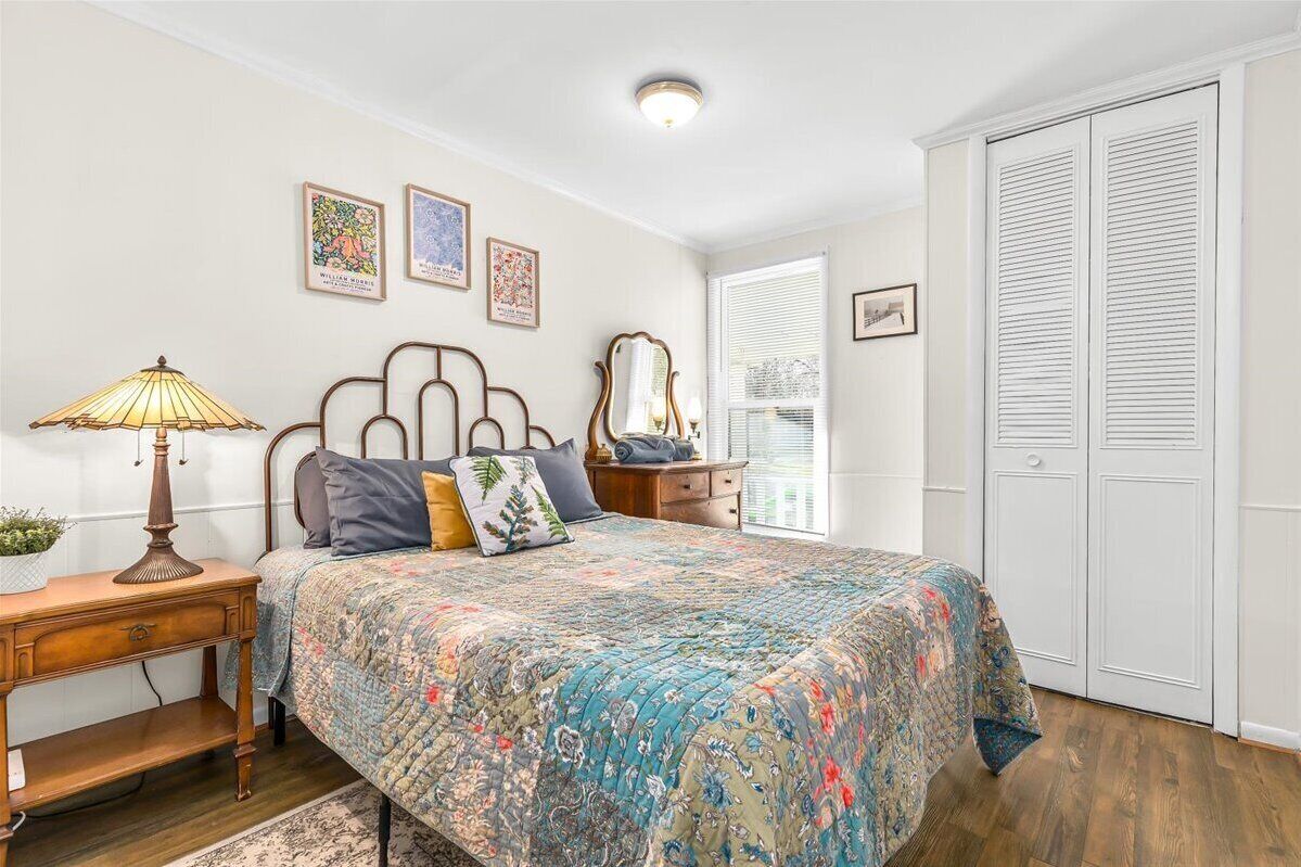 2 chambres, fer et planche à repasser, Wi-Fi gratuit, draps fournis