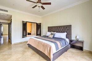 2 bedrooms, desk, iron/ironing board, internet