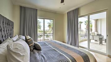 2 bedrooms, desk, iron/ironing board, internet