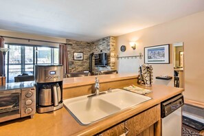 Fridge, microwave, stovetop, dishwasher - Walk to Ski Lift & Village: Lovely Kirkwood Condo! (Kirkwood)