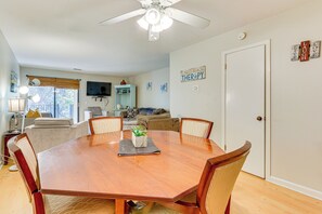 Interior - Walk to Beach, Coligny Plaza | Hilton Head Villa (Hilton Head Island)